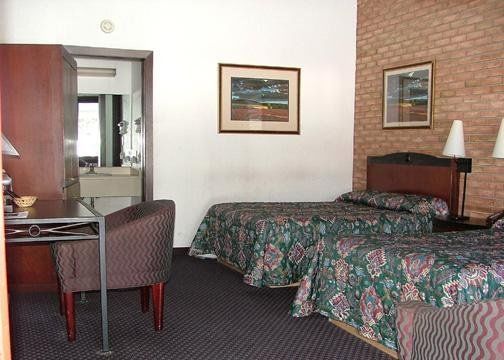 Rodeway Inn Cadillac Szoba fotó